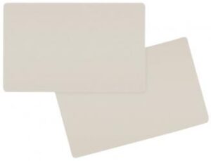 Tarjeta color Blanco viejo metalico. Grosor 0,76 mm.  Pack de 100 tarjetas